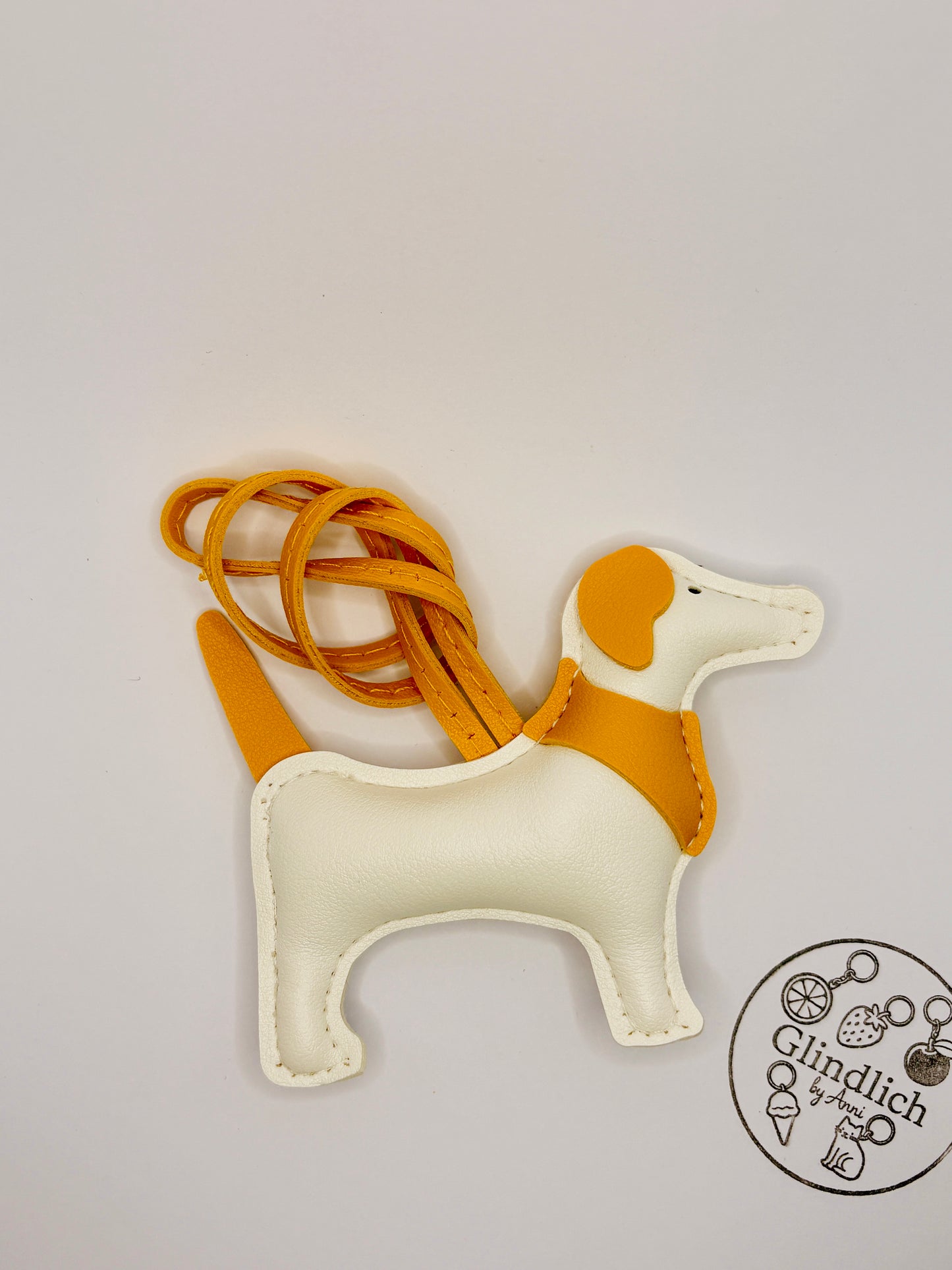 Hund Schlüsselanhänger. Kunstleder Taschenanhänger. Rucksack Anhänger Hundeliebhaber Geschenk.