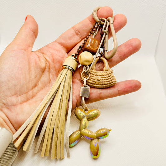 Ballonhund Bag Charm Set. Zeitlose Erdtöne für deinen Alltag.