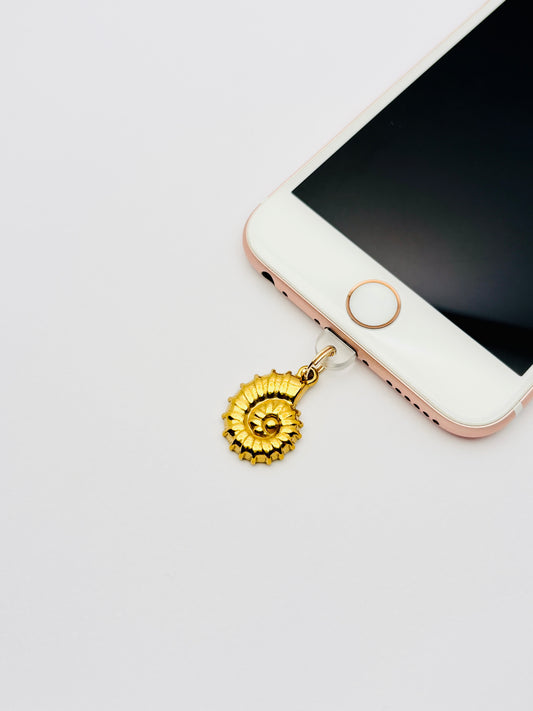 Ammonit Mini Charm von GLINDLICHbyAnni, Handy-Charm mit Ammonit-Fossil-Motiv in Gold oder Silber