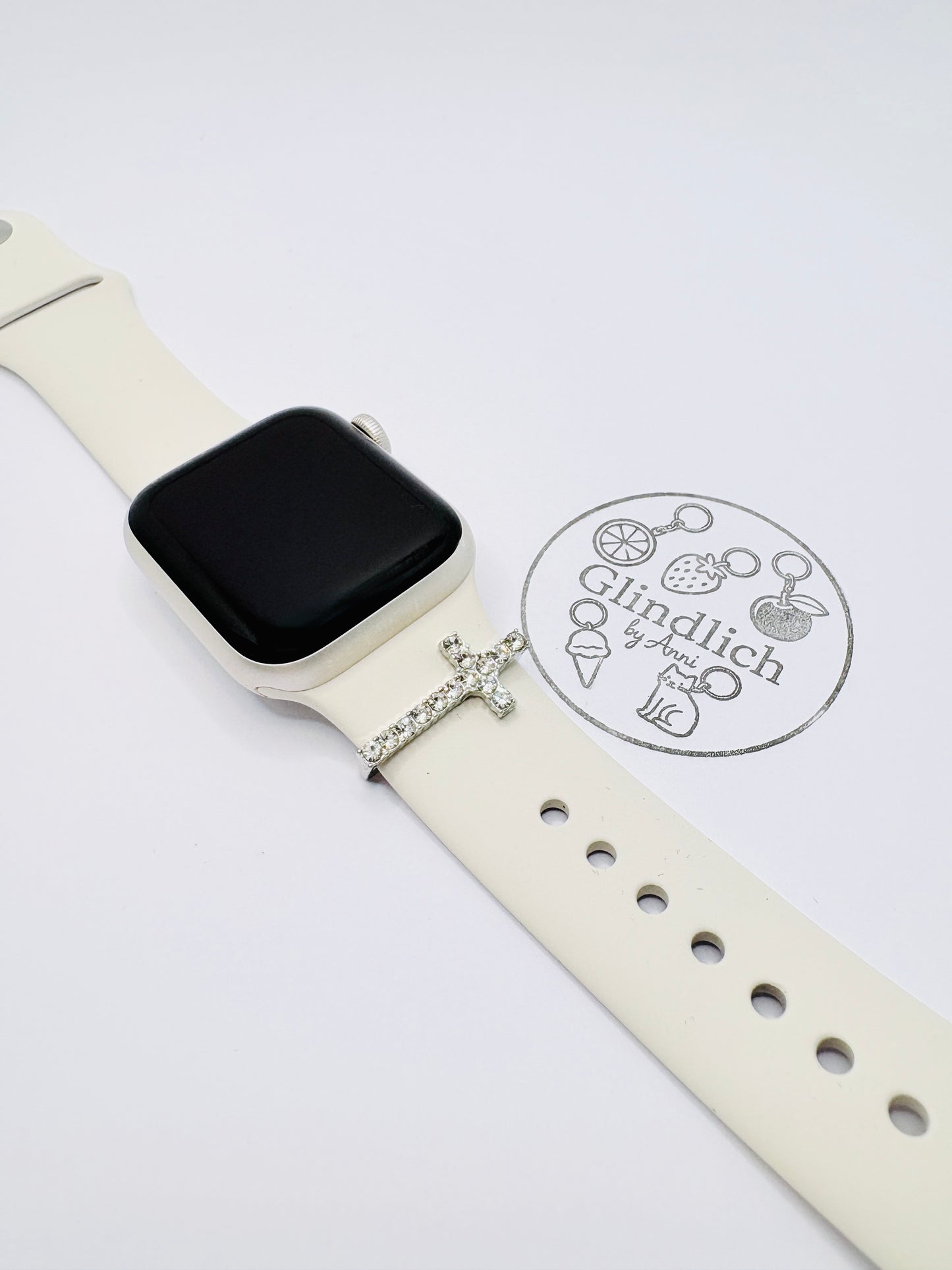 Smartwatch Charm „Kreuz“ in Gold oder Silber. Dein Glanzmoment fürs Handgelenk!