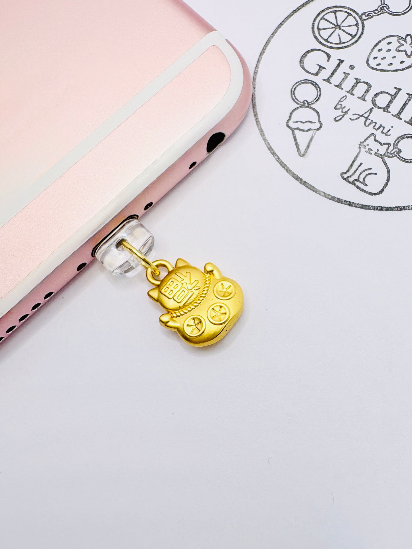 Maneki-Neko accessory. Your golden lucky charm.
