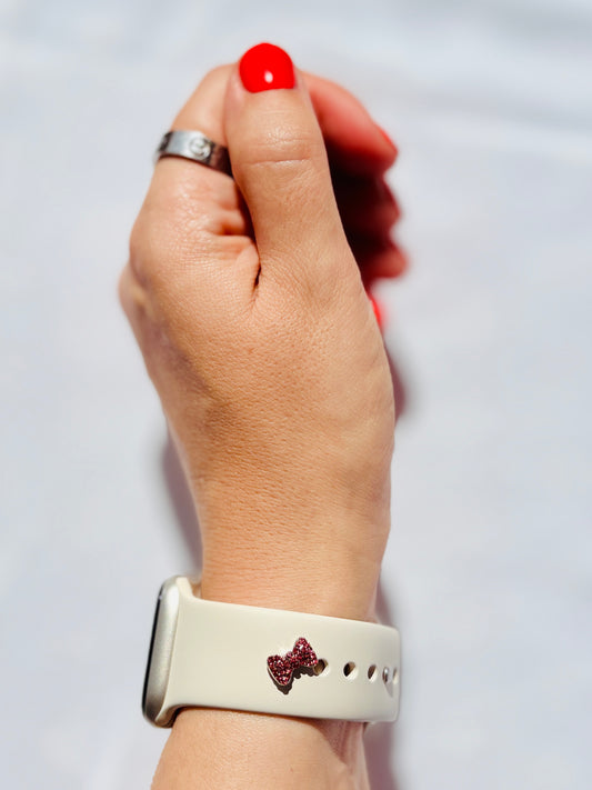 Schleife Watch Charm. Funkelnder Begleiter fürs Handgelenk.