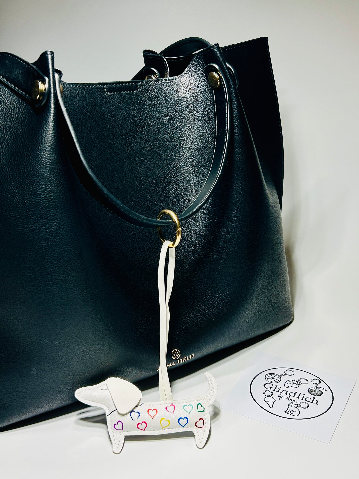 Dackel Schlüsselanhänger. Herzmuster Taschenanhänger. Kunstleder Bag Charm. Geschenk Hundeliebhaber. Bunter Rucksackanhänger Damen