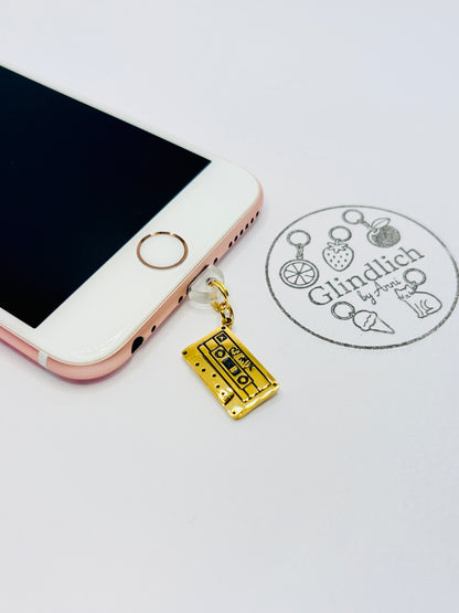 Kassette Handy Charm. Für alle Musik-Seelen und Retro-Herzen.