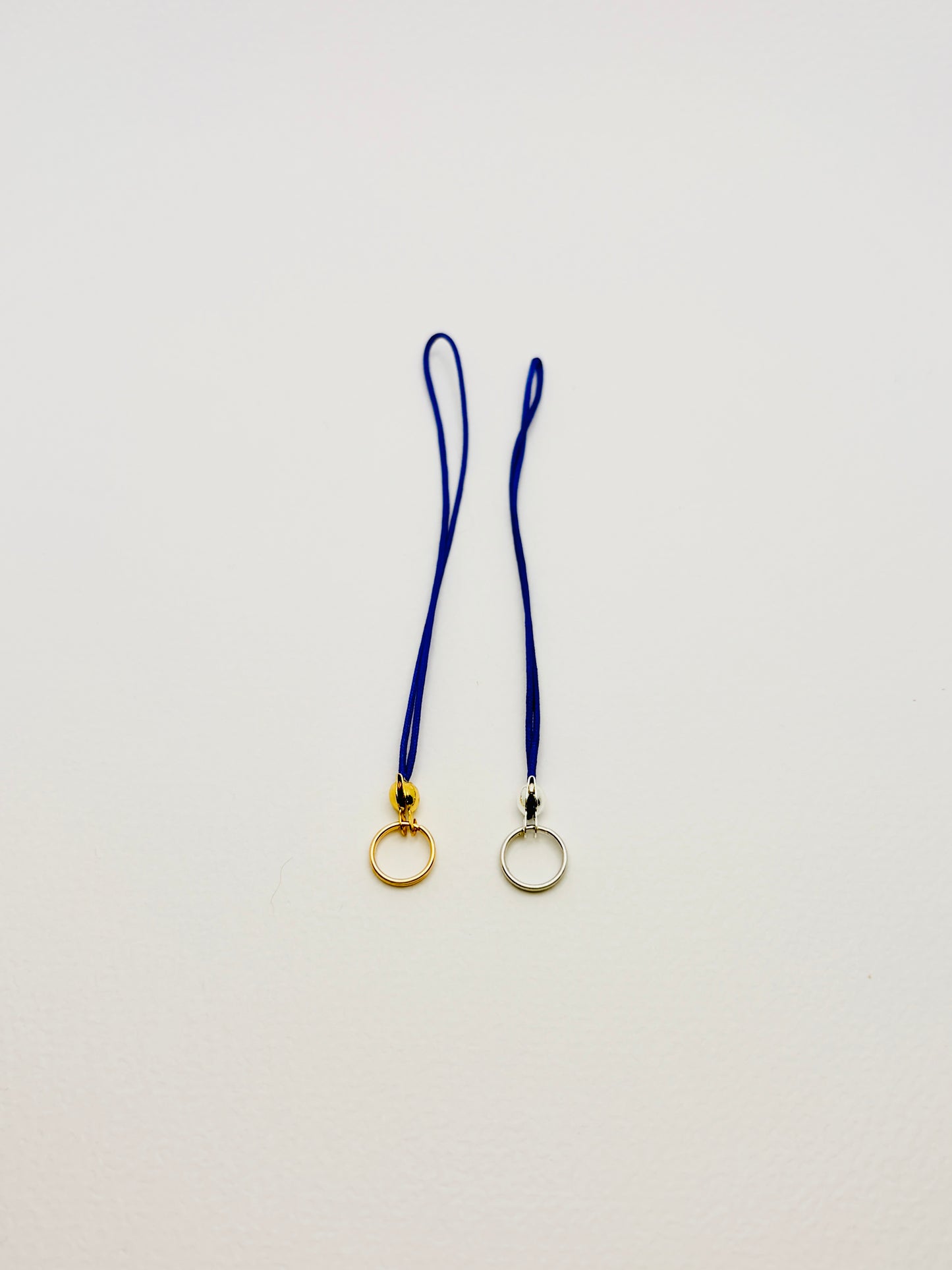 Charm-Bändchen