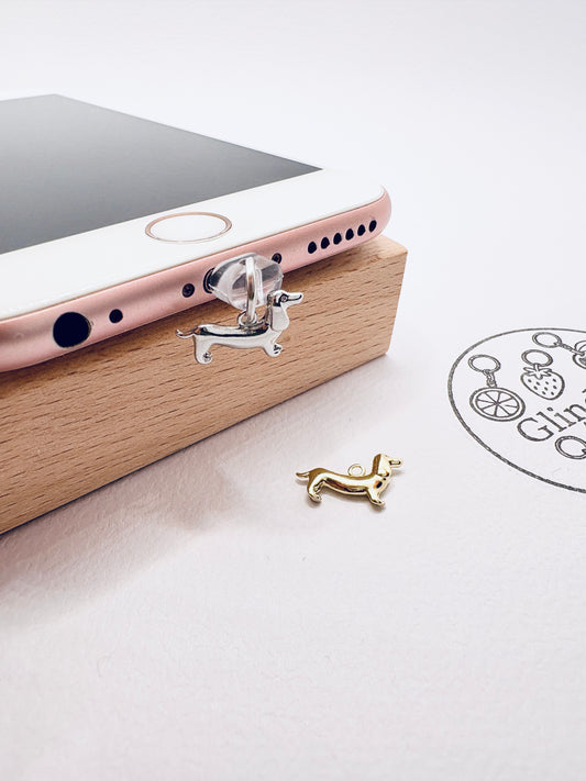 Goldener und silbener Dackel. Glücksmoment für Dackelliebhaber.