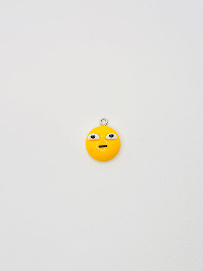 Emoji Mini Charm. Für alle, die ihr Handy mit einem Lächeln tragen wollen.