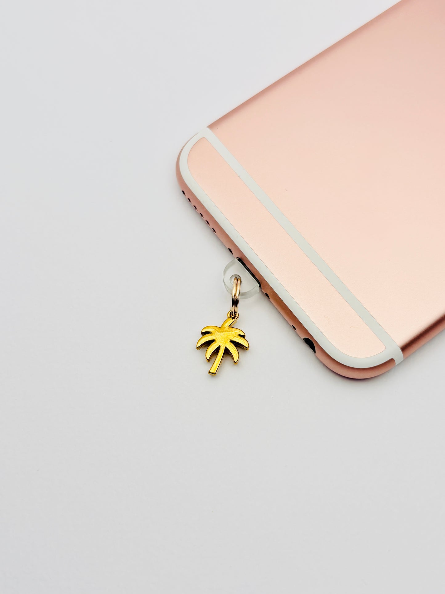 Palme Mini Charm. Für alle, die den Sommer immer bei sich tragen.
