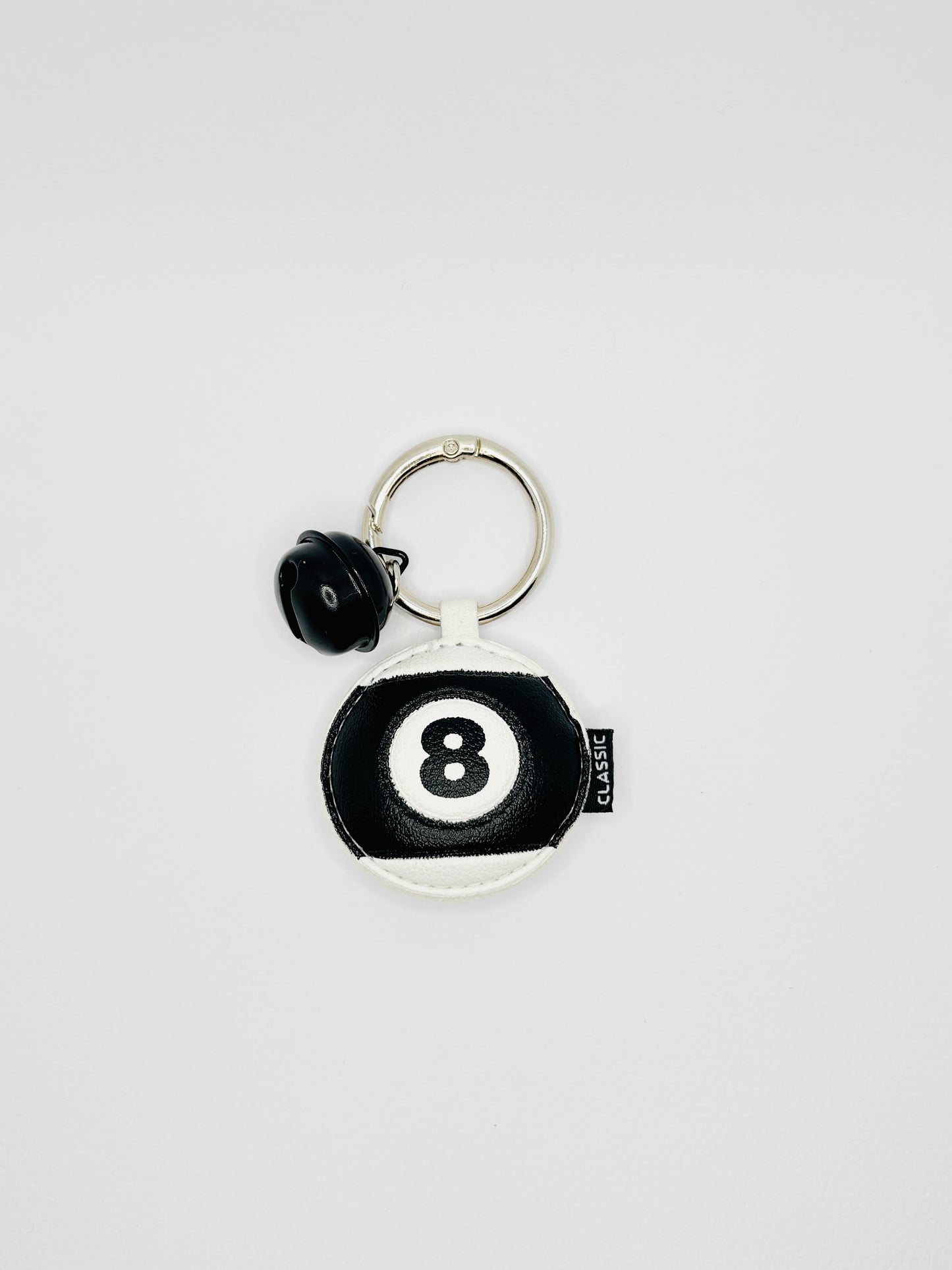 Sportball Bag Charm von GLINDLICHbyAnni aus Kunstleder mit Karabiner und Glöckchen, Motiv Volleyball, Baseball, American Football oder Billardkugel