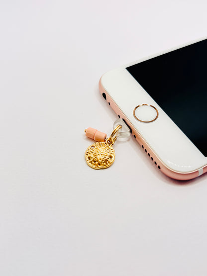 Sanddollar Mini Charm von GLINDLICHbyAnni, goldfarbener Handy-Charm mit Sanddollar-Motiv