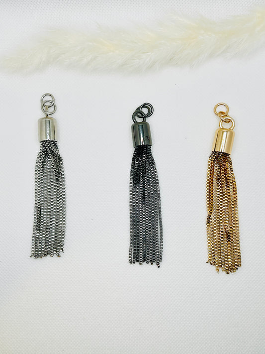 Eleganter Quasten Anhänger. Schlüsselanhänger DIY Accessoire Bag Charm Zubehör Metall