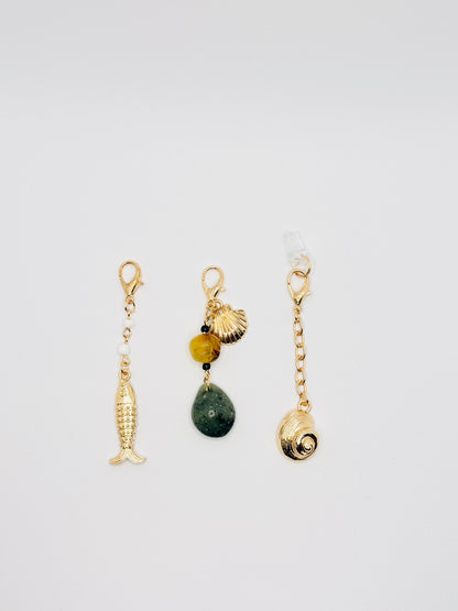 Ozean Charm Mini Charm von GLINDLICHbyAnni, Handy-Charm mit Muschel-, Schnecken- oder Fischmotiv