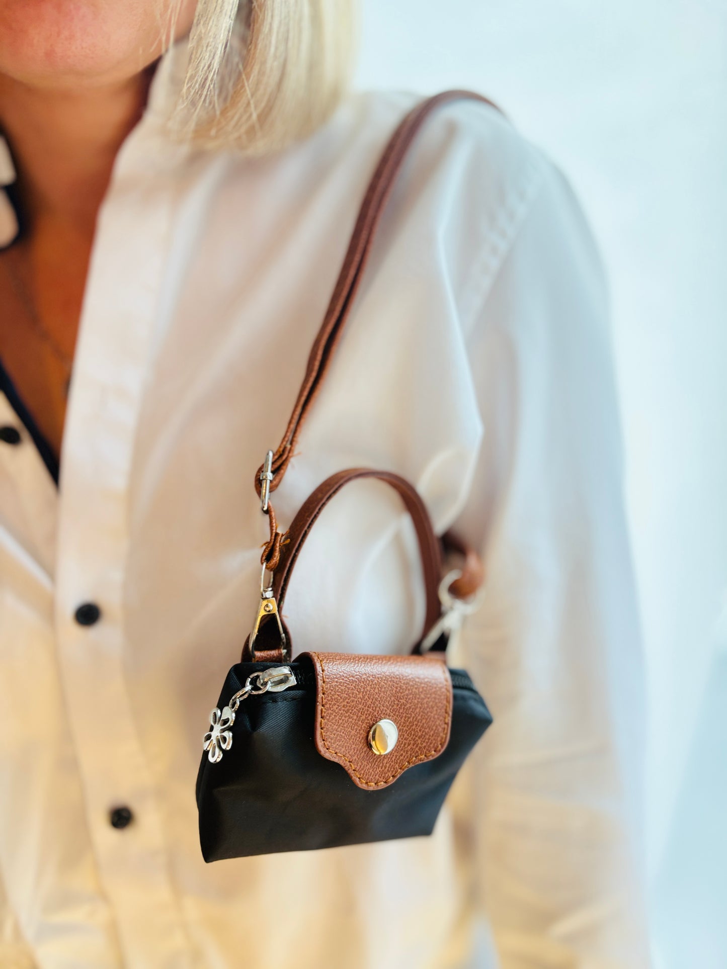 Mini Tasche Bag Charm. Reduzierte Eleganz für deinen Schlüsselbund.