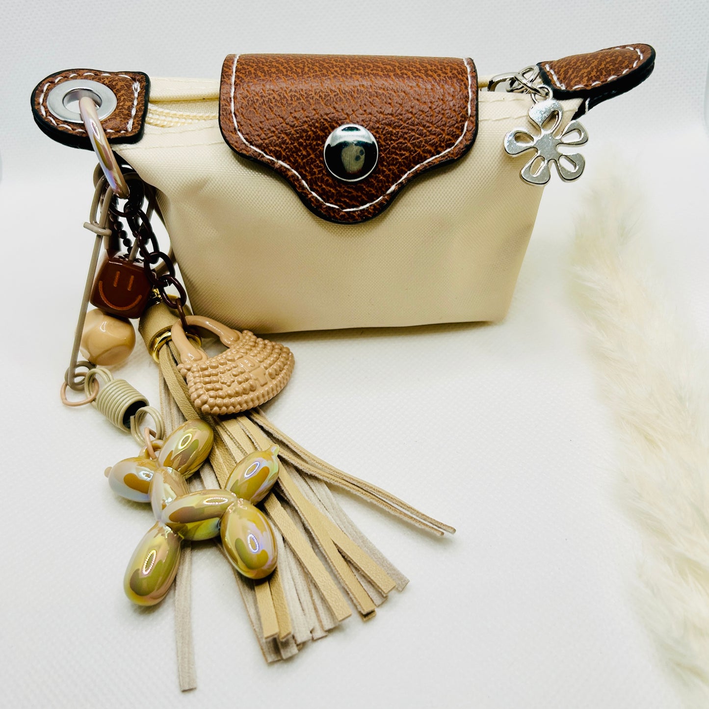 Ballonhund Bag Charm Set. Zeitlose Erdtöne für deinen Alltag.