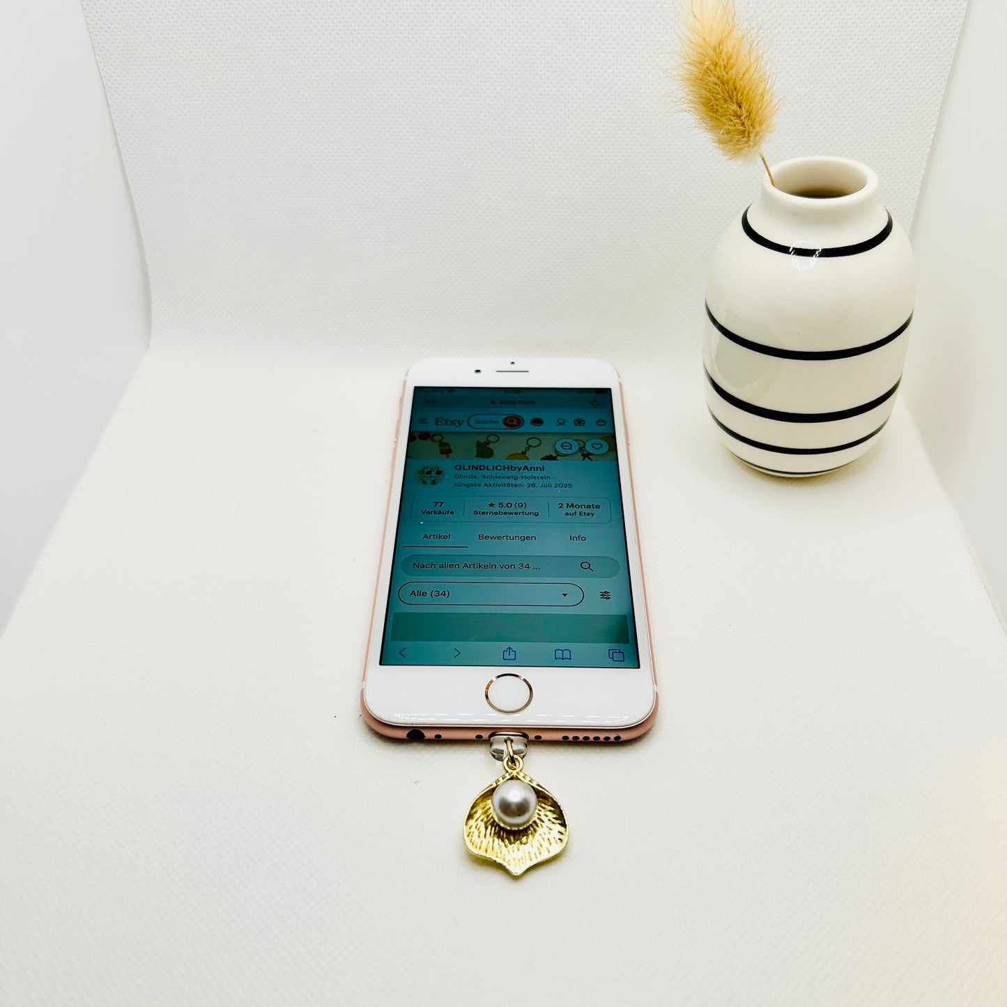 Handy Charm Gold mit Perle. Smartphone Anhänger Staubschutz Schmuck Accessoire