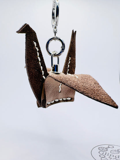 Handgefertigter Leder Origami Kranich Anhänger
