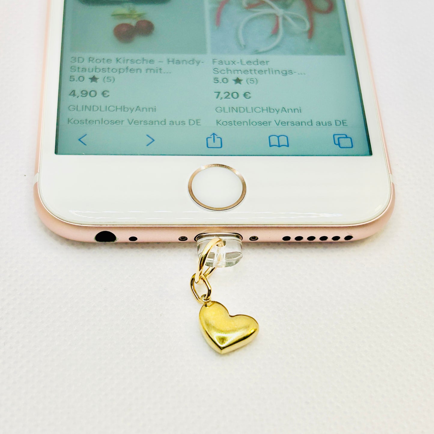 Vergoldeter Herz Charm USB-C oder Lightning. Minimalistisches Accessoire aus Edelstahl für Smartphone & Case