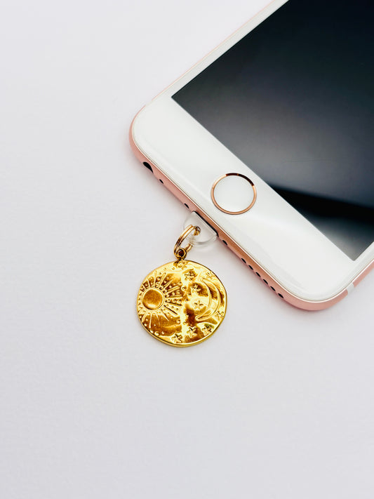 Himmelskörper Mini Charm von GLINDLICHbyAnni, Handy-Charm mit Mond- und Sonne-Motiv in Gold oder Silber