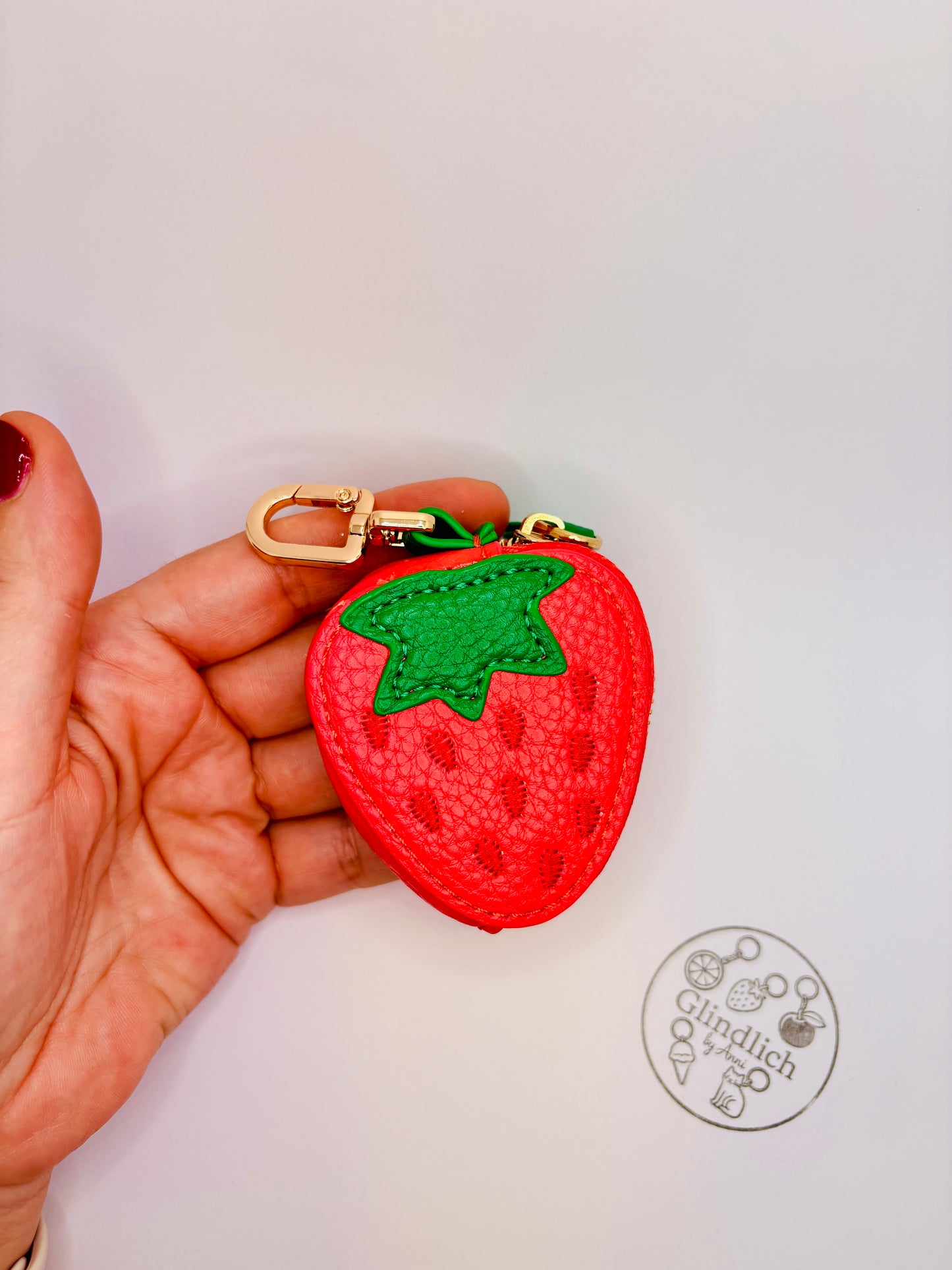 Fruchtige Mini Geldbörsen für Tasche und Schlüsselanhänger. Echtleder Optik. AirTag Tasche