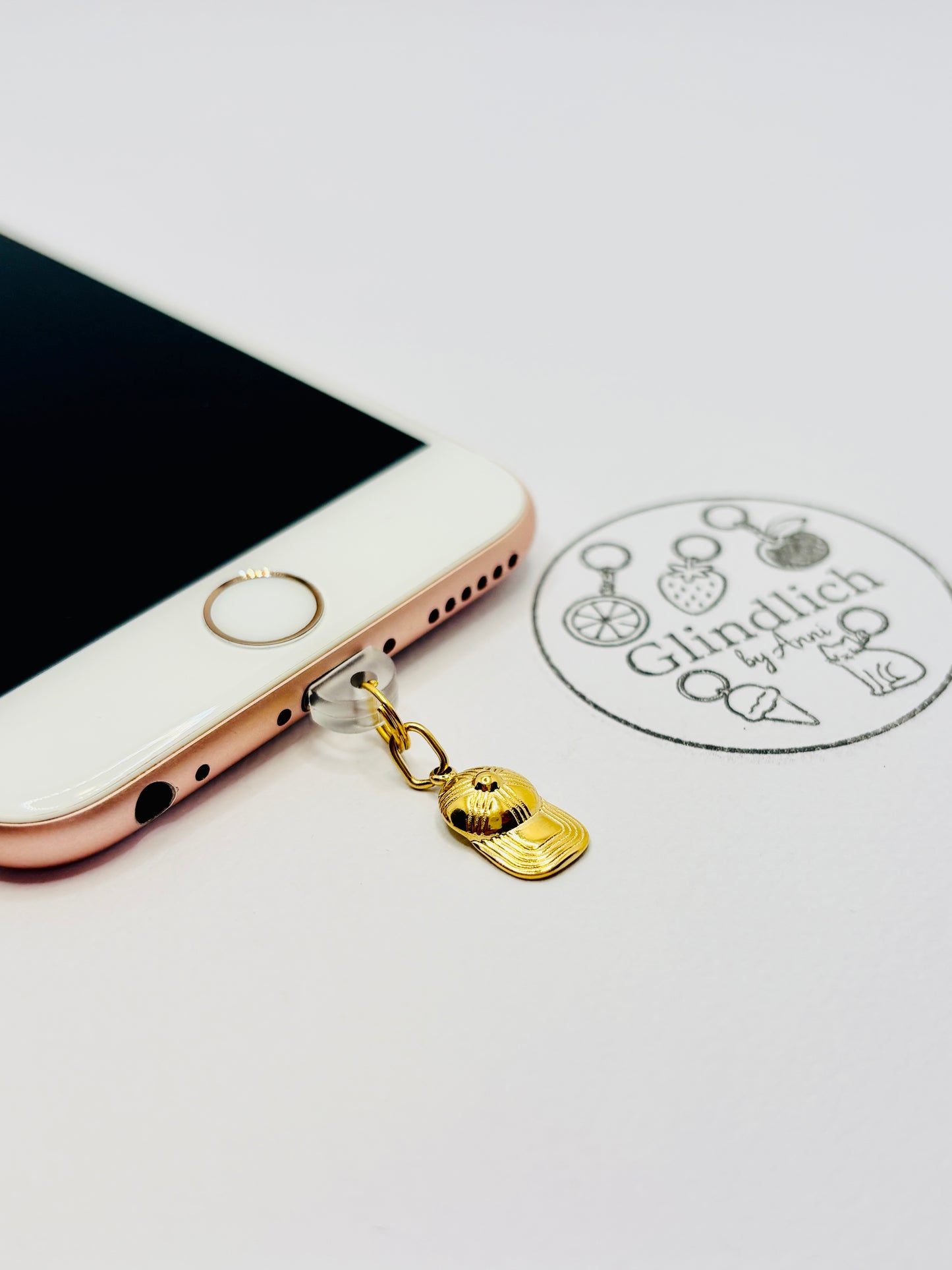 Cap Handy Charm. Lässige Freiheit fürs Smartphone.