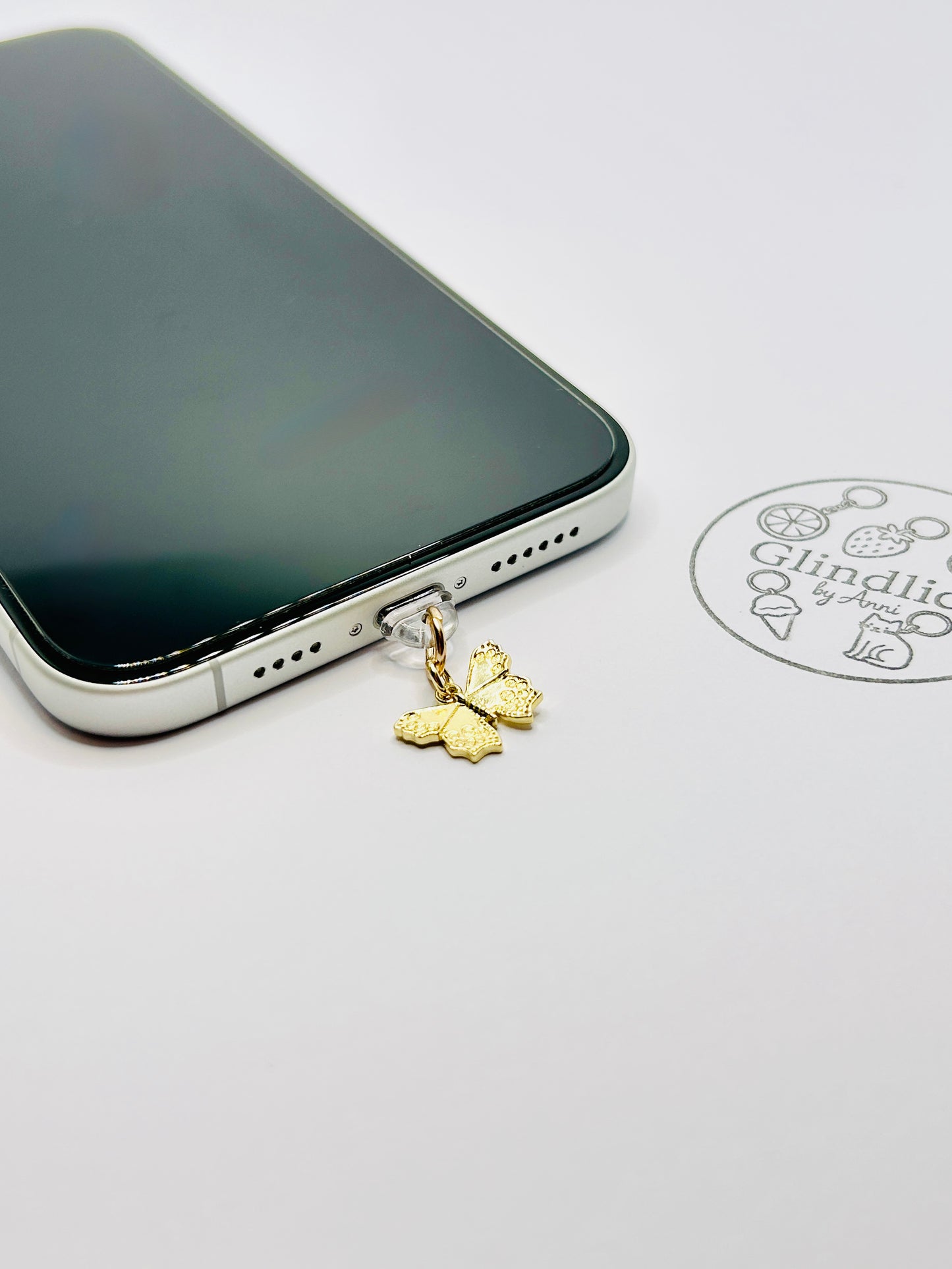 Schmetterling Charm aus Edelstahl. Minimalistisches Accessoire für Smartphone & Case.