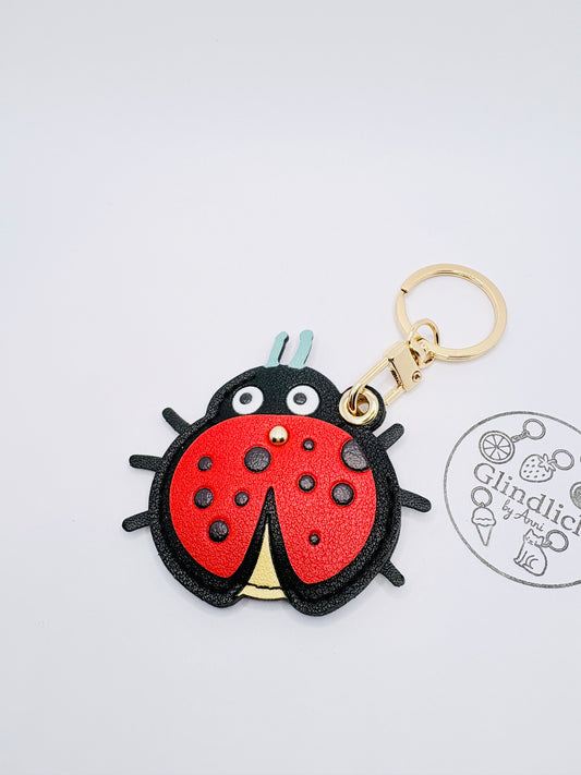 Marienkäfer Schlüsselanhänger. Glücksbringer für dein GPS-Tracker.