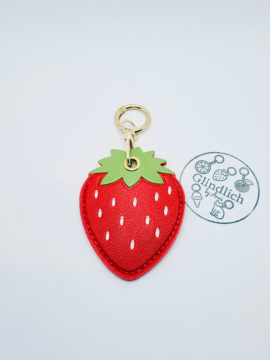 Erdbeer-Charm Schlüsselanhänger. Summer Vibe mit GPS-Tracker Fach