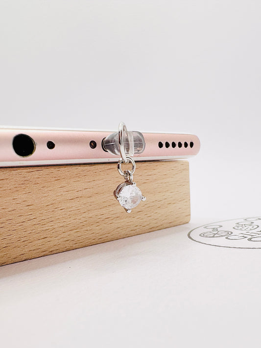 Funkelnder Kristall Charm. Elegantes Schmuckstück für dein Handy