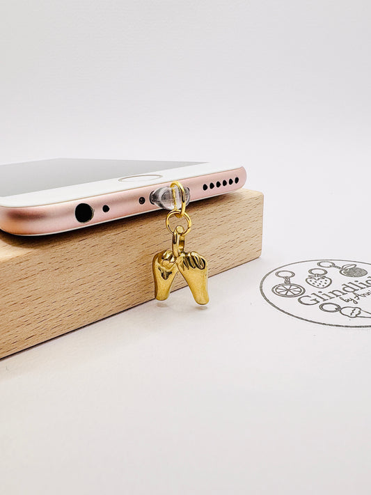 Pinky Promise Charm in Gold. Symbol für Versprechen und tiefe Freundschaft