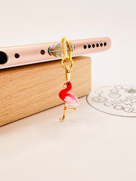 Flamingo Charm mit leuchtenden Farben. Charm Anhänger für Weltenbummler:innen