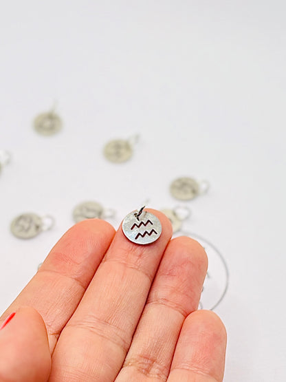 Sternzeichen Mini Charm 3D in Silber. Charm Anhänger mit astrologischem Symbol