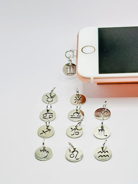 Sternzeichen Mini Charm 3D in Silber. Charm Anhänger mit astrologischem Symbol