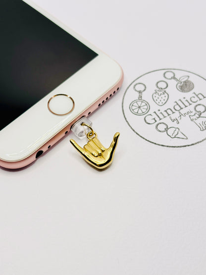 Rock Hand Mini Charm in Gold. Charm Anhänger für mutige Statements