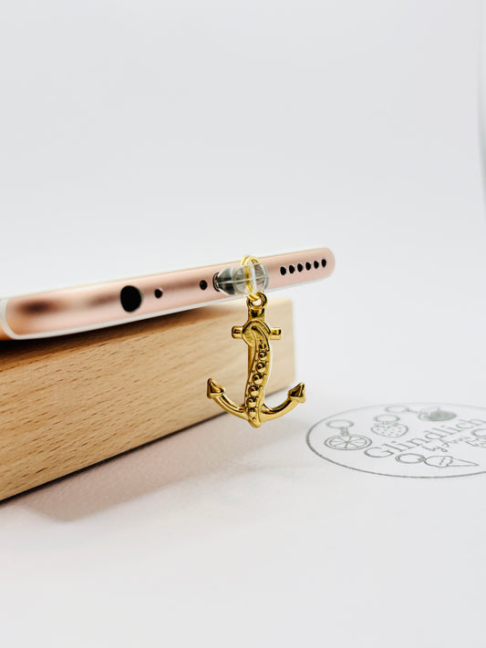 Anker Mini Charm in Gold. Maritimer Glindlich-Moment für dein Smartphone