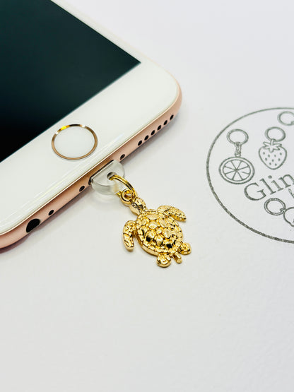 Schildkröten Mini Charm in Gold. Charm Anhänger für Ruhe, Beständigkeit und Meeresliebe