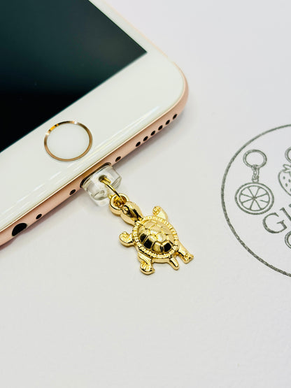Schildkröten Mini Charm in Gold. Charm Anhänger für Ruhe, Beständigkeit und Meeresliebe