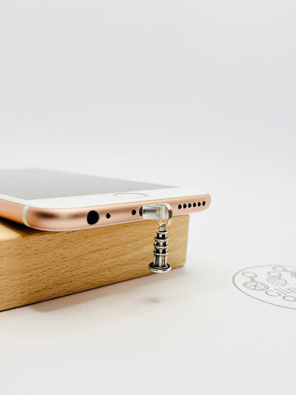 Turm Charm als Architektur Symbol. Charm Anhänger für Reise, Städte und Entdeckergeist