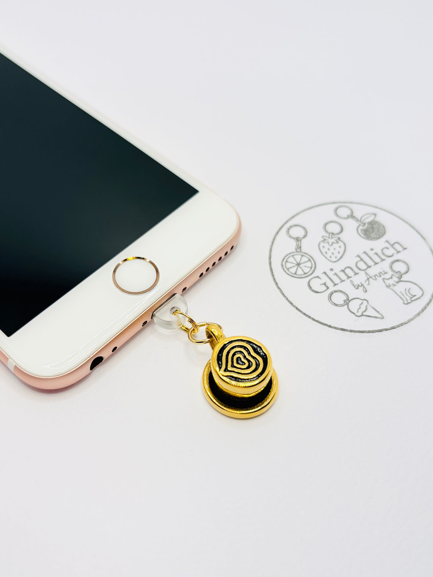 Kaffee Charm mit Herz Latte Art. Charm Anhänger für Coffee Lover und kleine Genussmomente