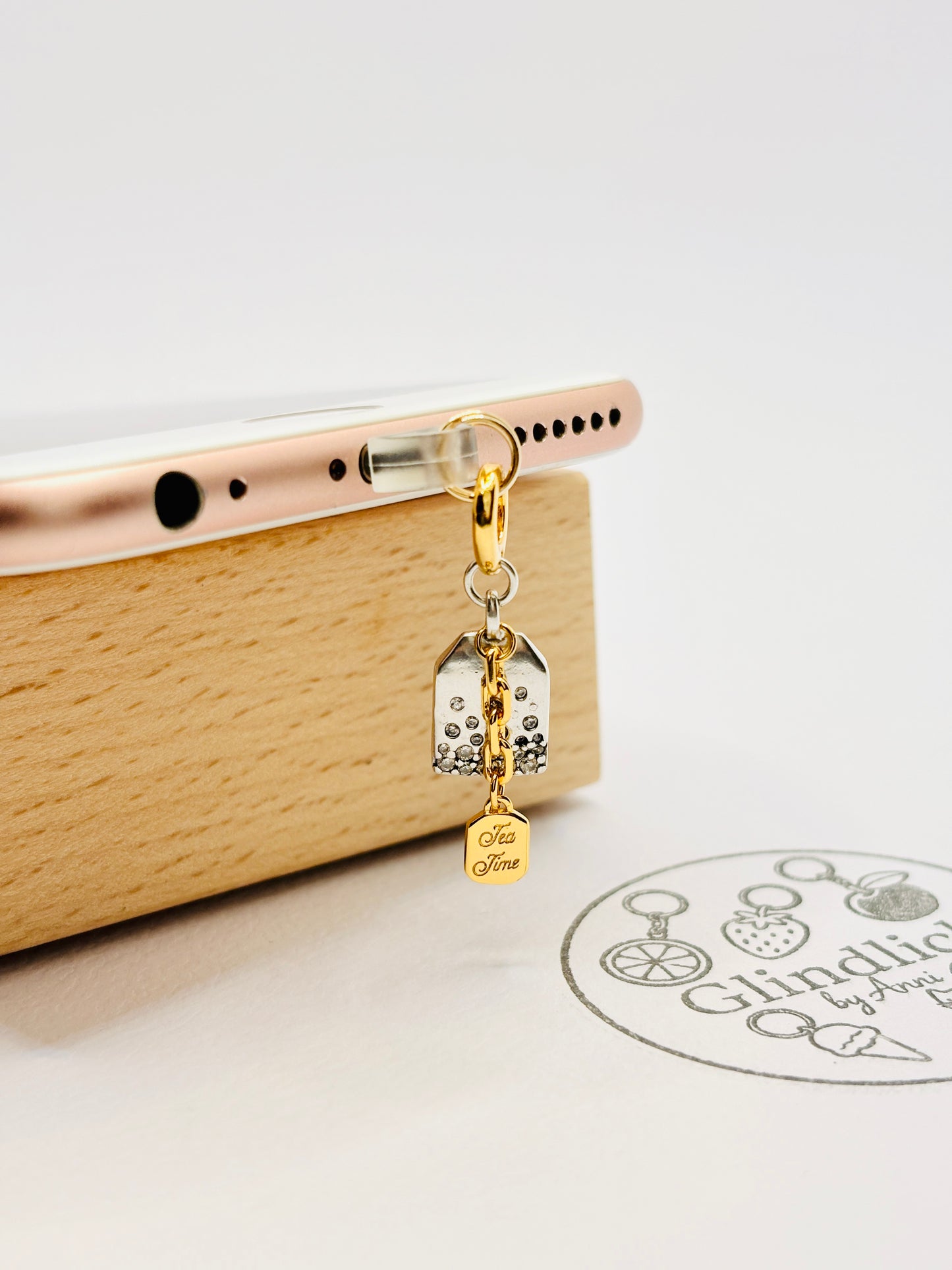 Teebeutel Handy Charm. Für alle, die Ruhe zelebrieren.
