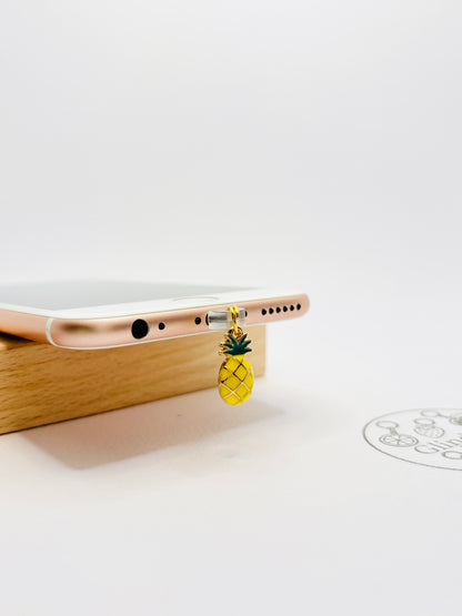 Ananas Mini Charm. Für alle, die das Leben süß und bunt mögen.
