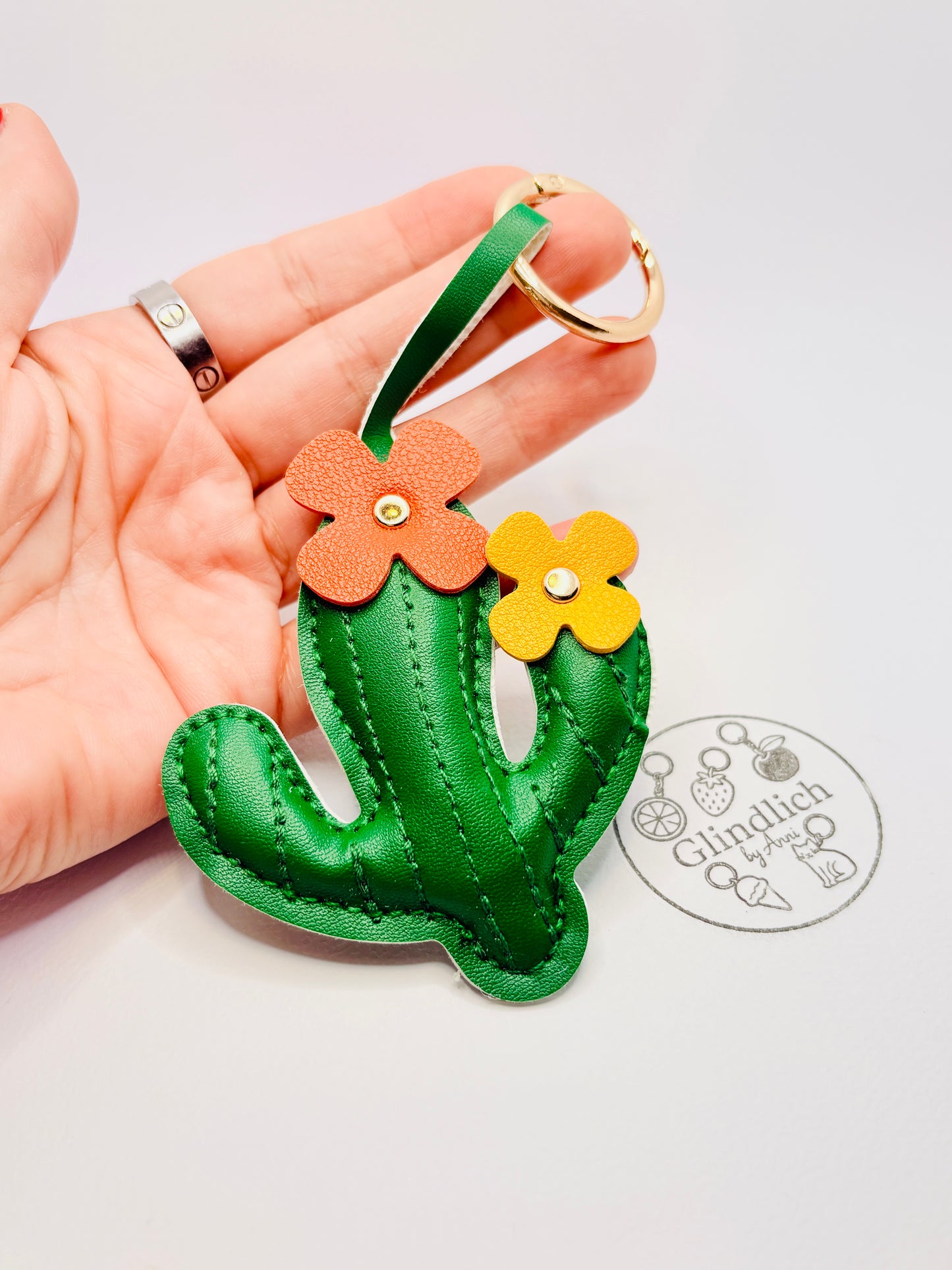 Kaktus Bag Charm. Für alle, die mit Stil stechen.