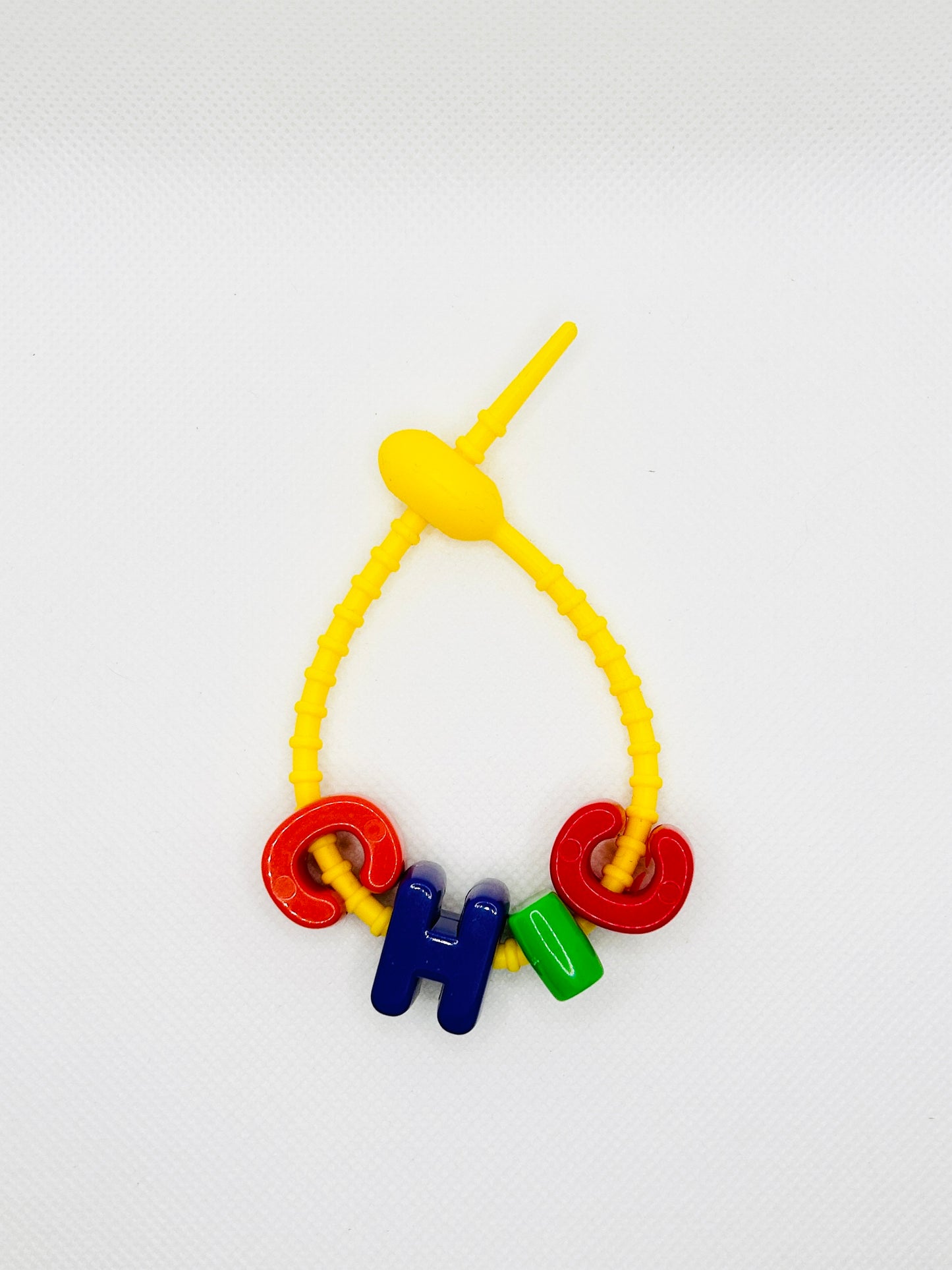 Acryl Buchstaben mit Silikonband. Bunt schrill